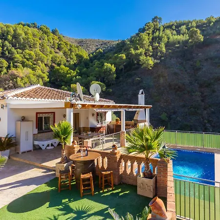 Cecilia Large Private Pool Ac Wifi Βίλα